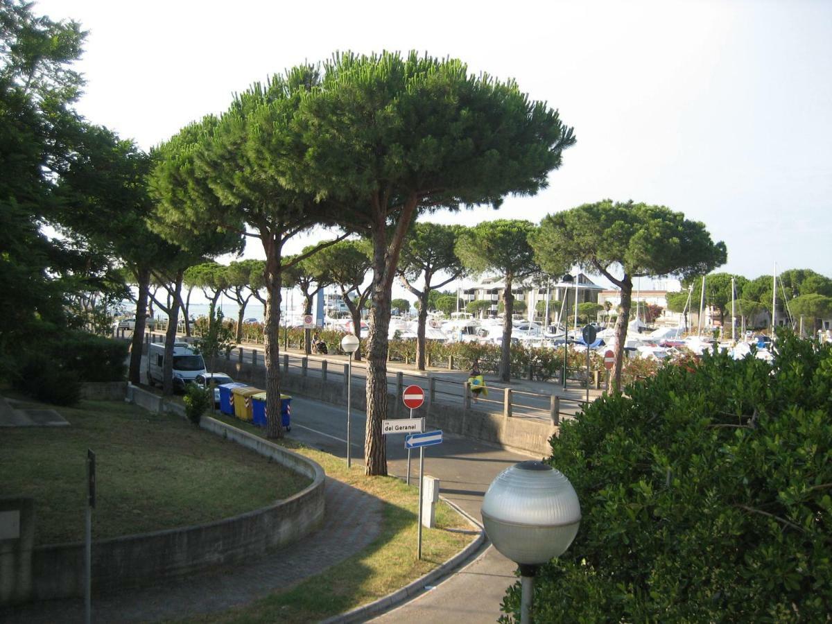 Villa Maranese Lignano Sabbiadoro Exterior photo
